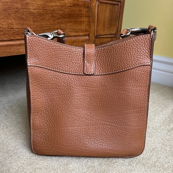 Dooney & Bourke pebbled camel leather square bag purse - Picture 2 of 13